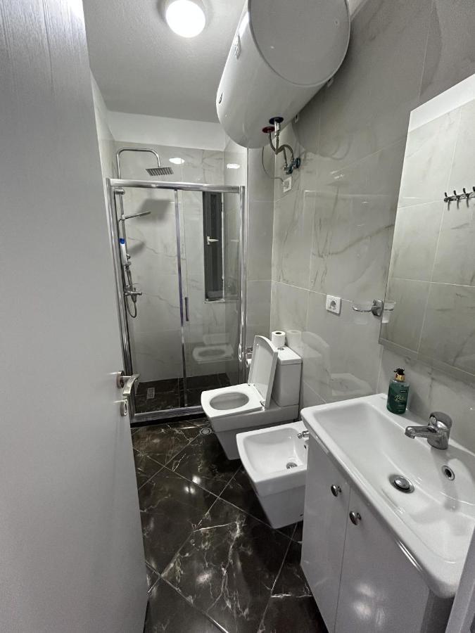 Center, Selvia White Apartment Tirana Exteriör bild