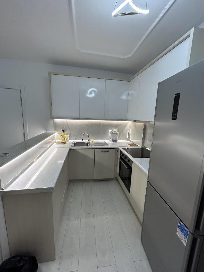 Center, Selvia White Apartment Tirana Exteriör bild